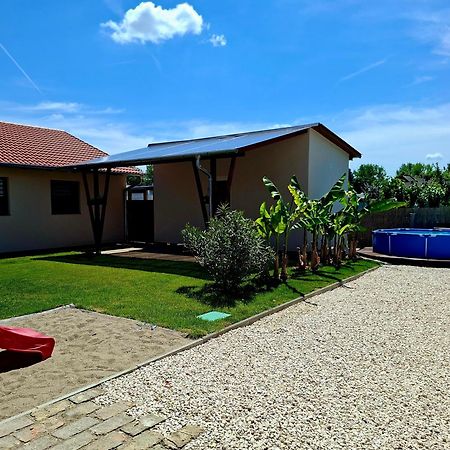 Szelcsengo Wellness Vendeghaz Apartment Mako Exterior photo