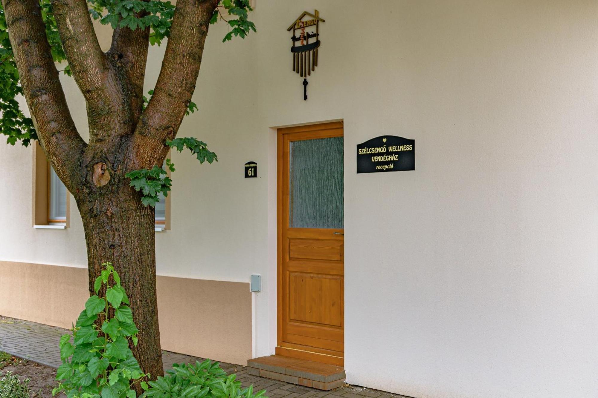 Szelcsengo Wellness Vendeghaz Apartment Mako Exterior photo
